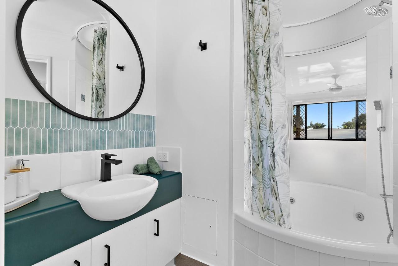 Sun Drenched Unit In Noosaville Exterior photo